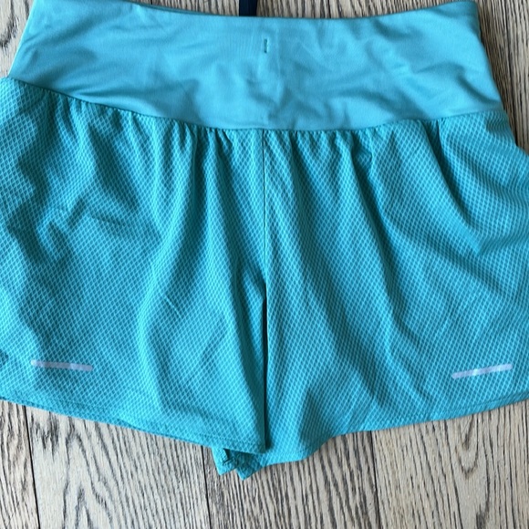 Running shorts ASICS - Picture 4 of 6